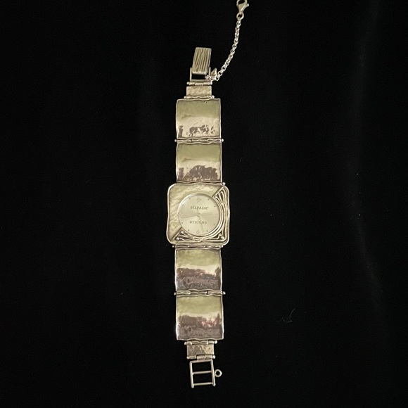 Silpada Sterling Silver, square-link, hammered watch - Picture 1 of 5